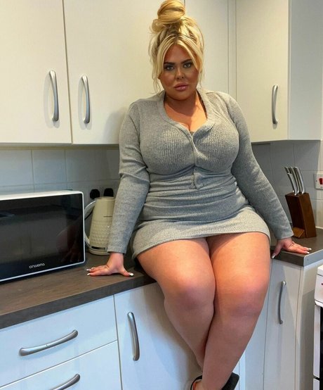 Susannah Elizabeth modèle artistique collection