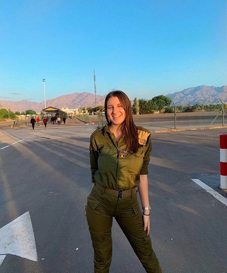 Shira Shabat belle actrice photo