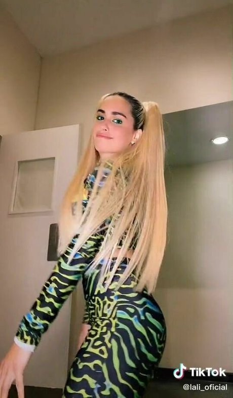 Lali Esposito actrice xxx galerie