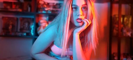 hollygraphixxx étoile chaude img