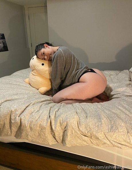 ashleyalban94 actrice de grande qualité image