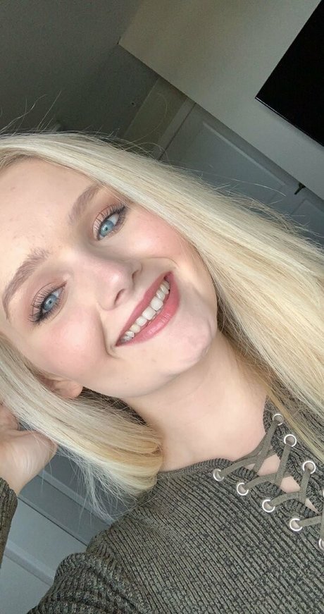 kendra x modèle gratuit images