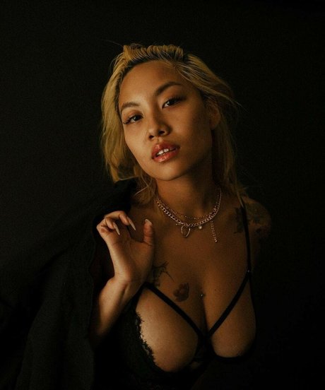 gros clitoris uniquementfans art érotique des photos