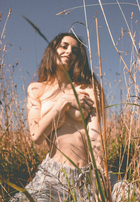 maddiesohot étoile érotique photos