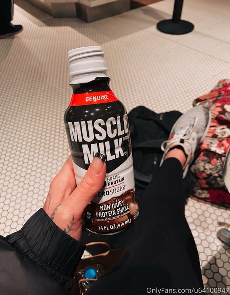 Megan Canell étoile gratuite image