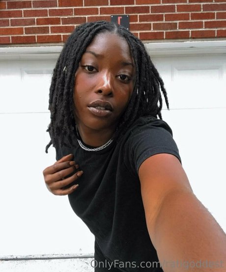 ratigoddest jolie actrice images