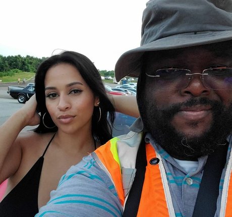 Meli Kissmyspickass star du porno image