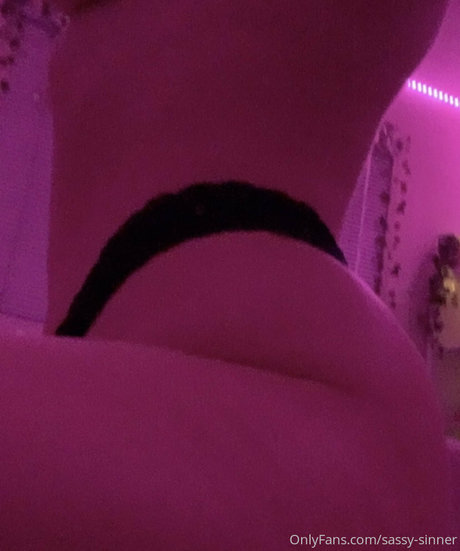 sassy sinner jolie star du porno photos