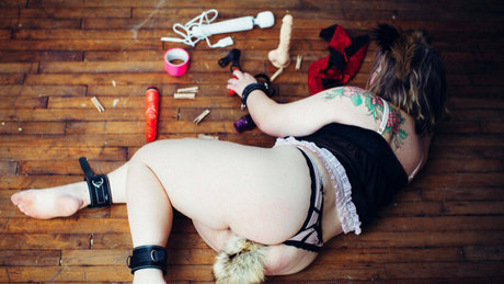 rubberfoxx actrice nue photo