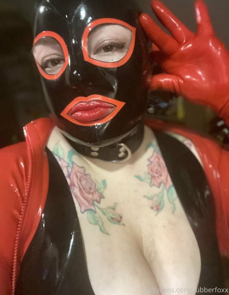 rubberfoxx joli modèle collection