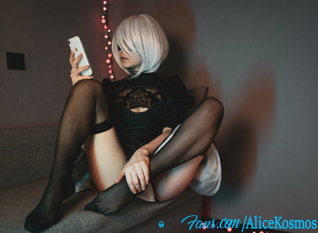 alicekosmos modèle sympa des photos