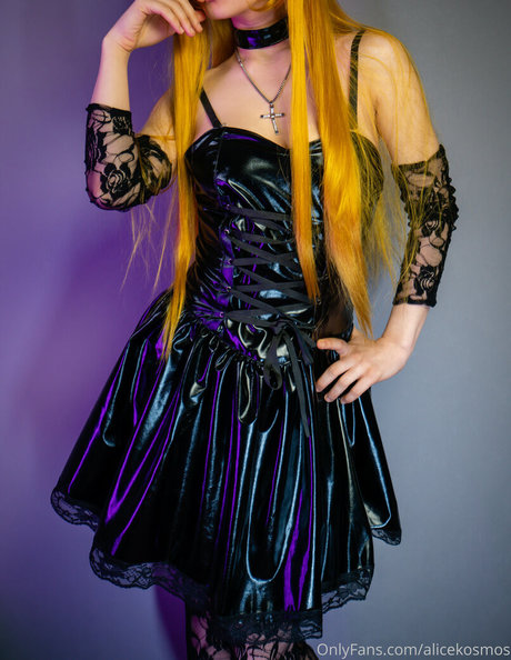 alicekosmos modèle pornographique image