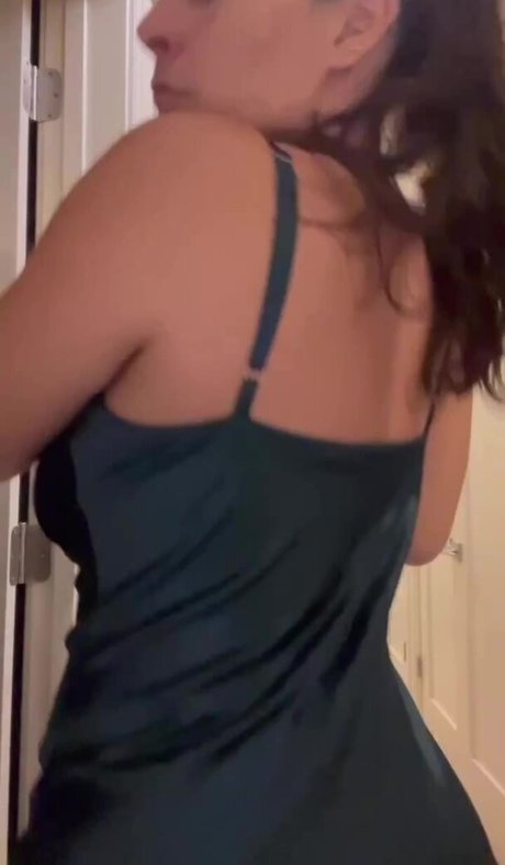 youcancallmelt modèle sympa photo