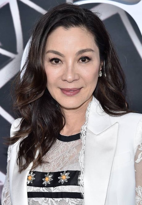 Michelle Yeoh star du porno en haute qualité galerie