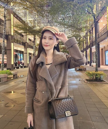 Vanessa Only4567 modèle hd img