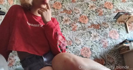 dirty blonde__ modèle magnifique photo