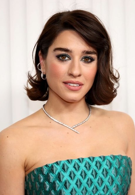 Simona Tabasco étoile adulte img