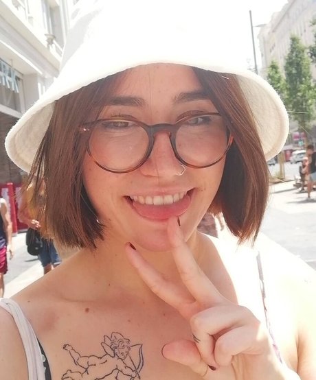 vxlqymia jolie étoile des photos