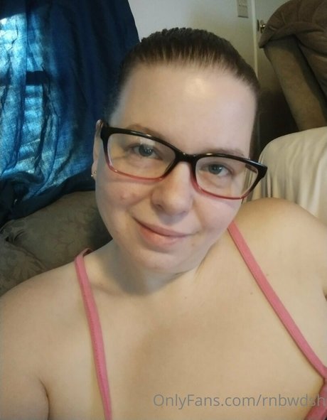 rnbwdsh étoile nue galeries