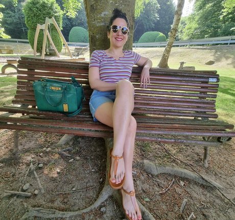 goddesshathafeet jolie actrice photo