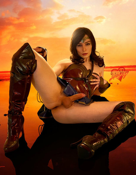 luciamaya actrice libre photos