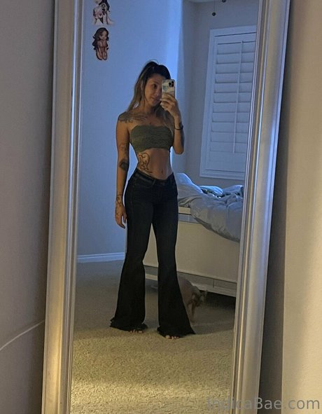 Indicabae actrice de nus images