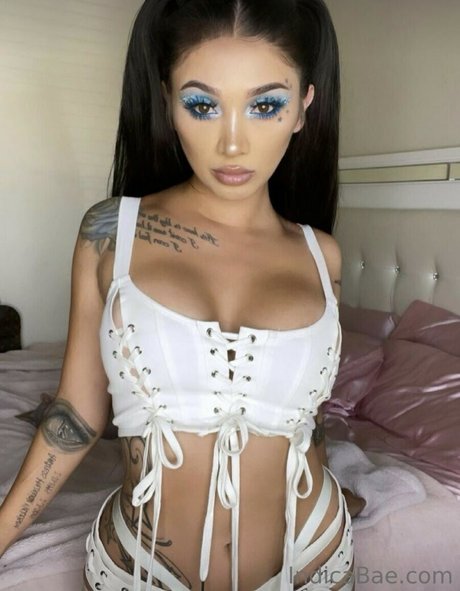 Indicabae star du porno xxx photo