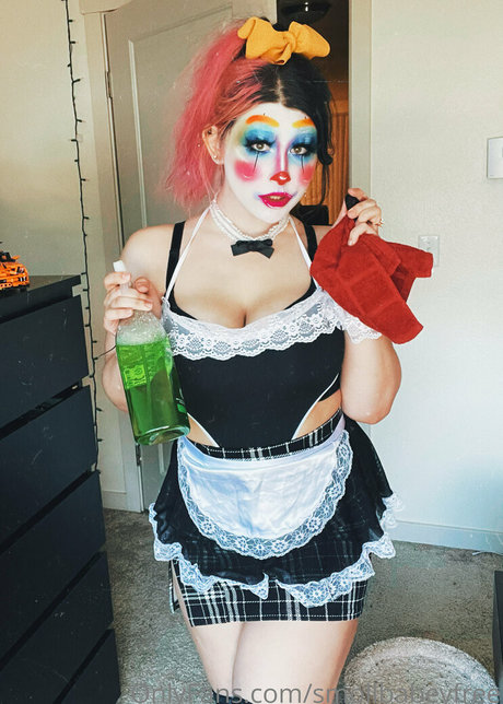 smollbabeyfree modèle xxx archive