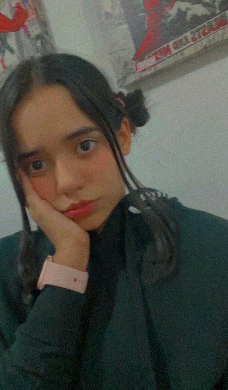 Hanna Costtello actrice hd galerie