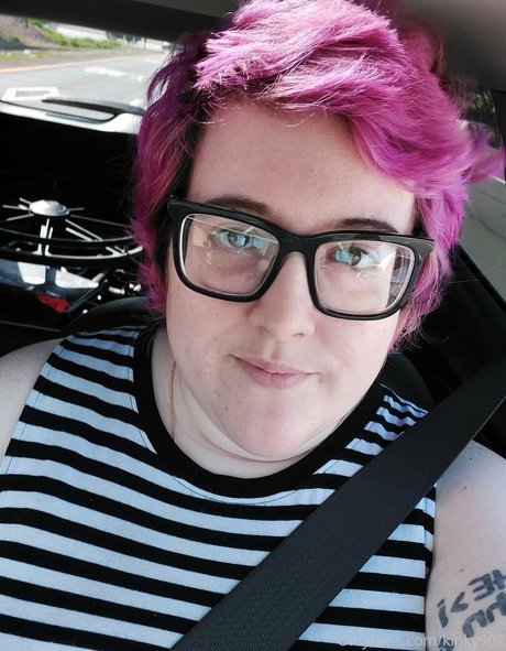 kinky907 modèle hd galeries