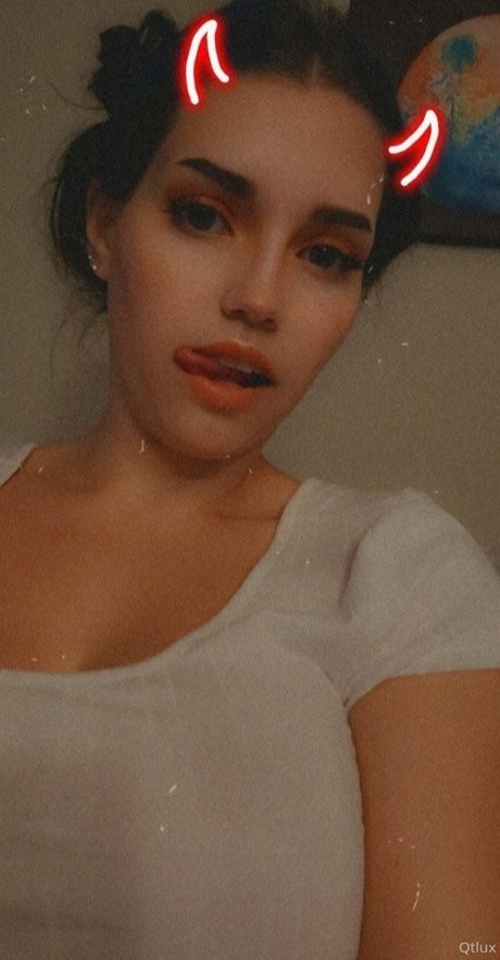 QT Lux belle actrice collection