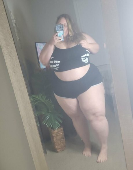 cassievalentine96 jolie actrice photo