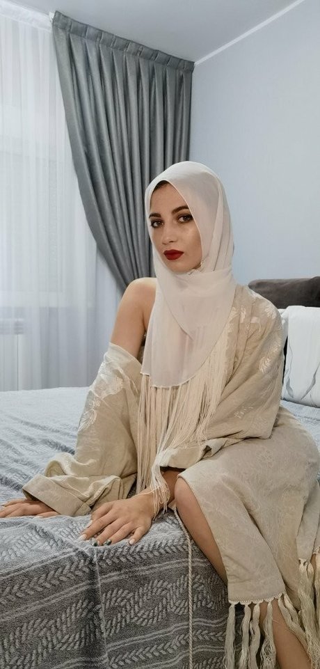 DivineGoddess actrice exclusive image