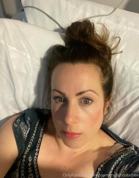 Pregnant English Rose modèle artistique images