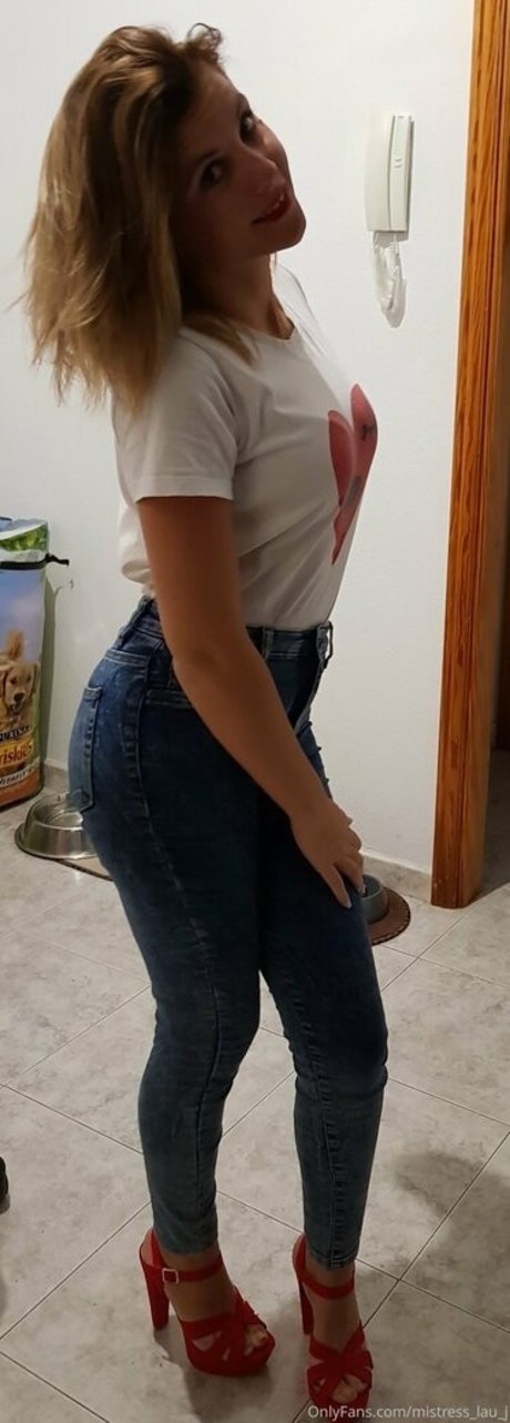 miss lau j star du sexe img