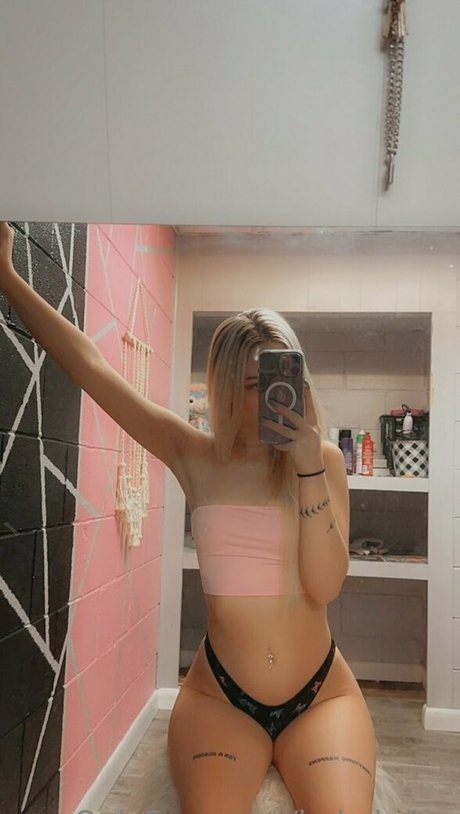 Giannaah modèle sympa photos