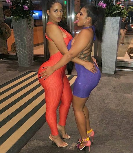 Strella Katt star pornographique images