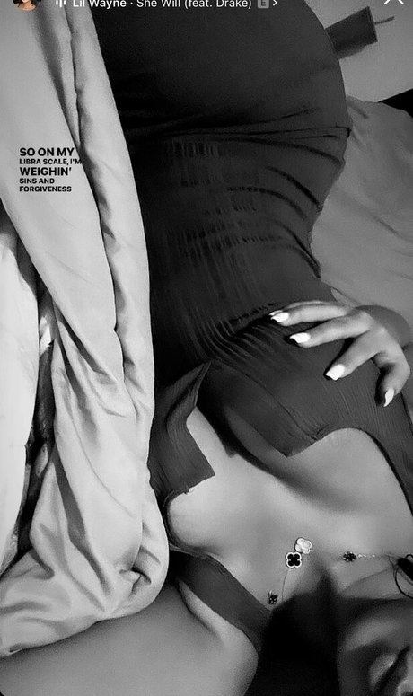 Omaima Benamre nus de stars du porno archive