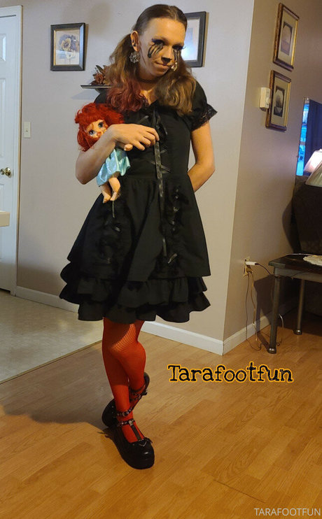 Tarafootfun actrice hd photo