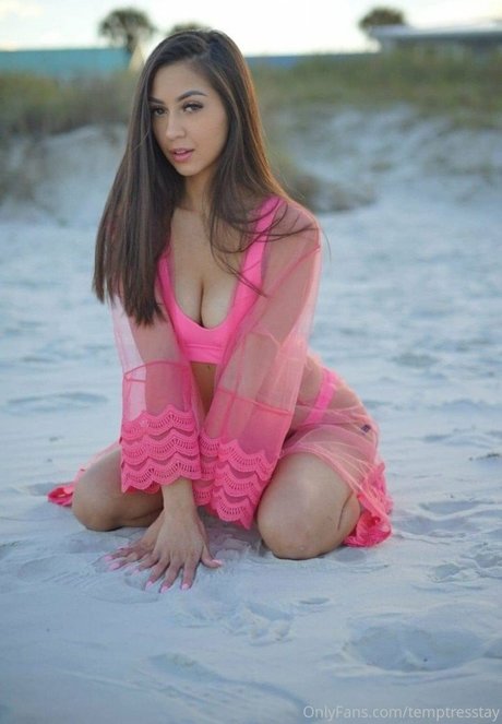 Lil Asian Princess art de star du porno archive