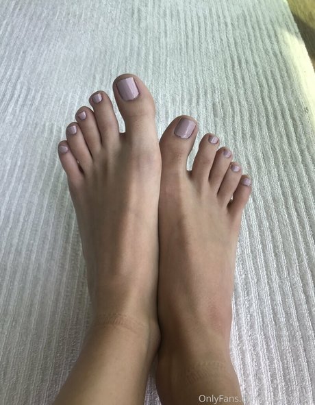 Itsnatysfeet star du porno gratuite photos