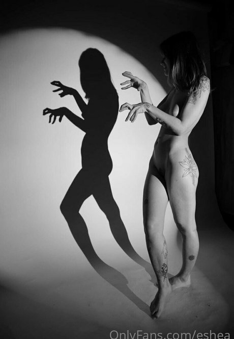 eshea actrice libre galerie