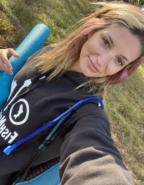 Jaclynn Crooks modèle exclusif photos