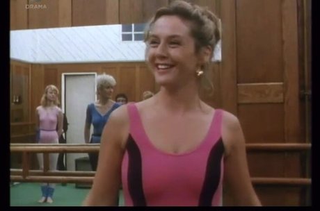 Amanda Burton modèle exclusif image