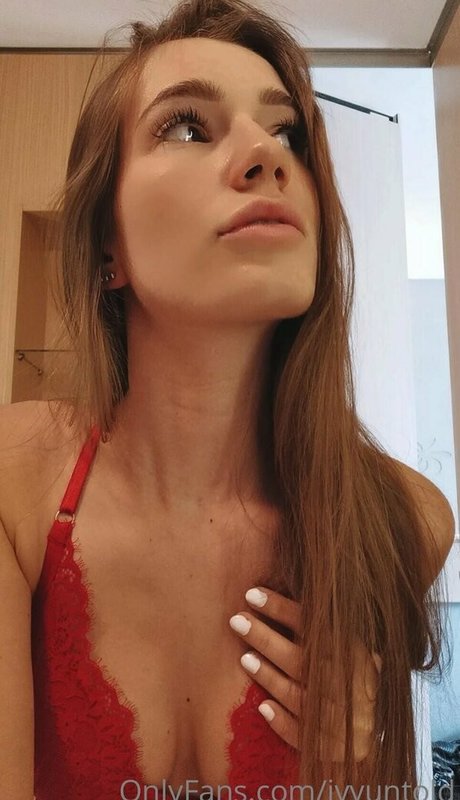 Ivyuntold nus de stars du porno images