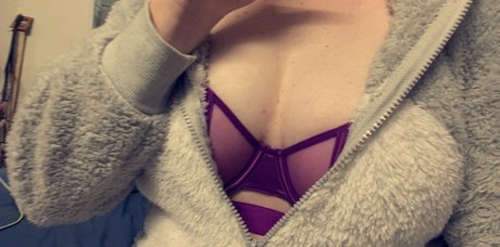 miss cass25 étoile érotique img