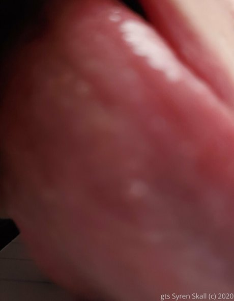 chatte ado onlyfans des nus parfaits image