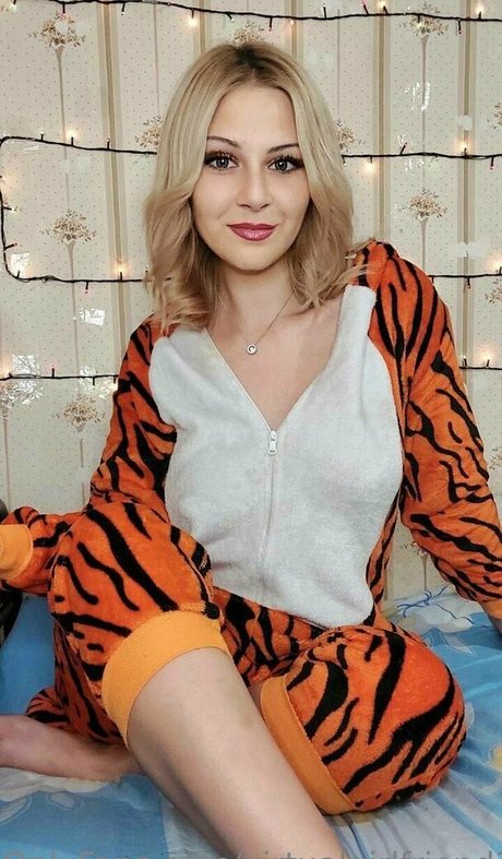 virtualgirlfriend33 modèle magnifique image