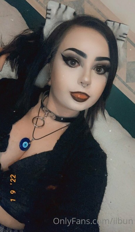 iibun modèle érotique galerie