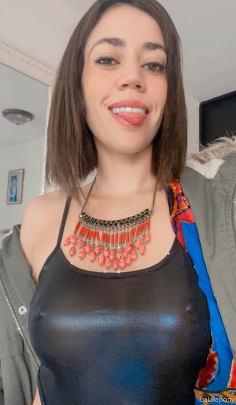 Lalalapony actrice sexy archive